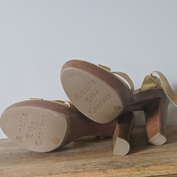 Juicy Couture Heels - Picture 4 of 5